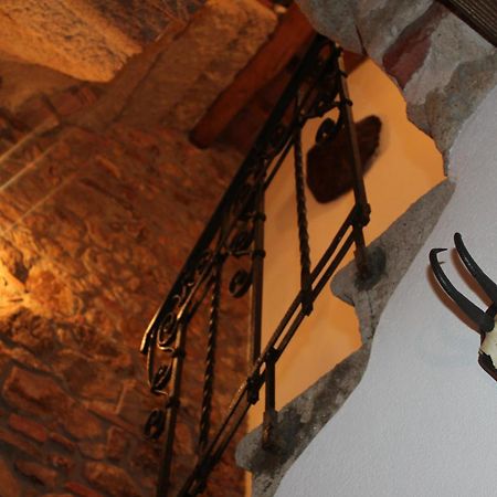 La Divina Dimora Il Castello Degli Spiriti Magni Apartamento Montepescali Quarto foto