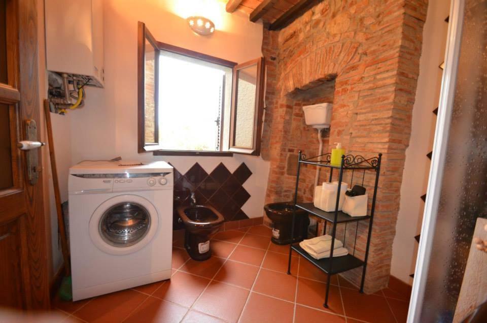 La Divina Dimora Il Castello Degli Spiriti Magni Apartamento Montepescali Quarto foto