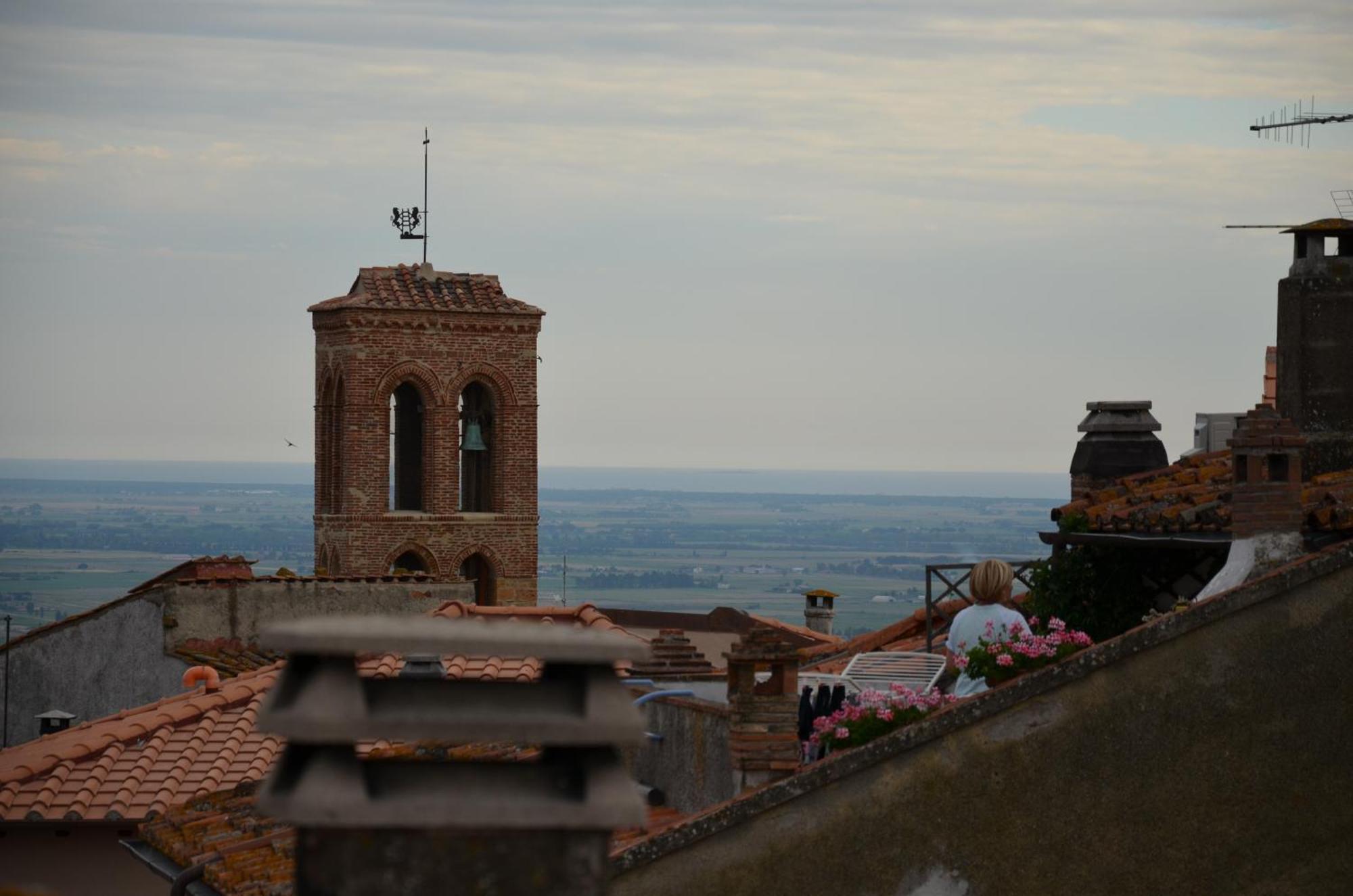 La Divina Dimora Il Castello Degli Spiriti Magni Apartamento Montepescali Quarto foto