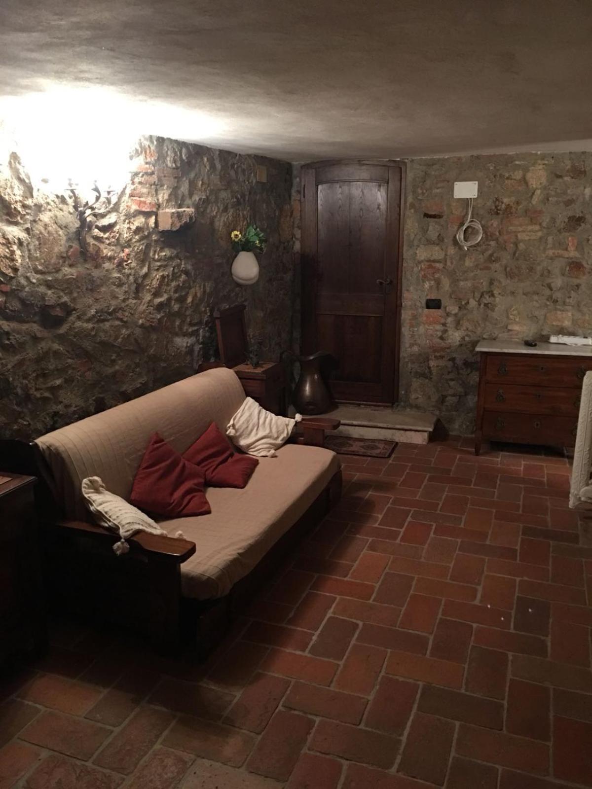 La Divina Dimora Il Castello Degli Spiriti Magni Apartamento Montepescali Exterior foto